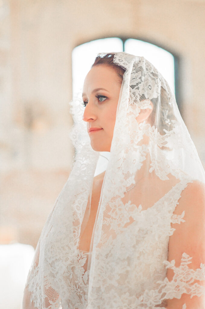 Cedar Room wedding pic of the bride with her veil on